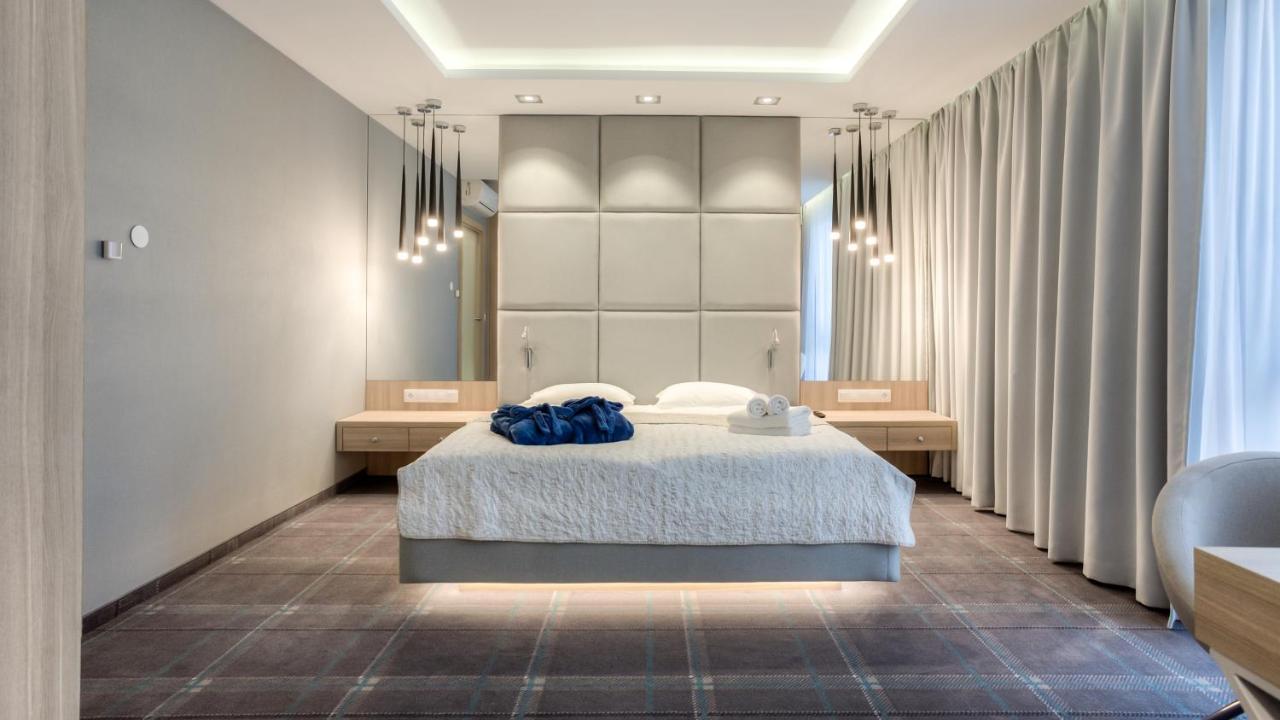 Hotel Ren & Restauracja Browar Kociewski Starogard Gdański Exteriör bild