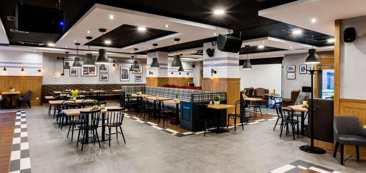 Hotel Ren & Restauracja Browar Kociewski Starogard Gdański Exteriör bild