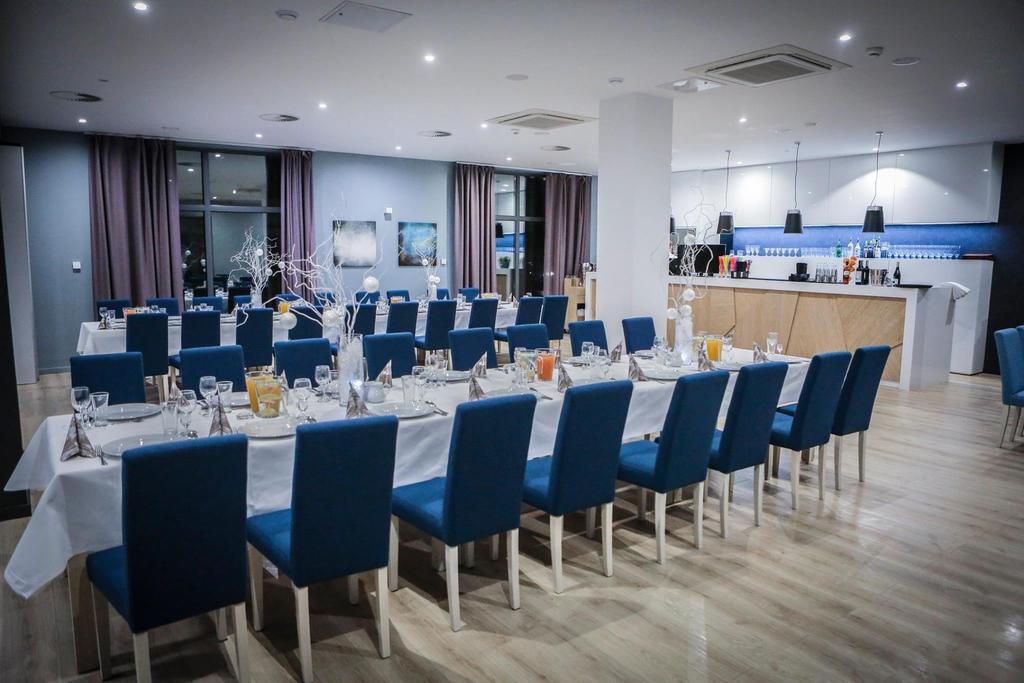Hotel Ren & Restauracja Browar Kociewski Starogard Gdański Exteriör bild
